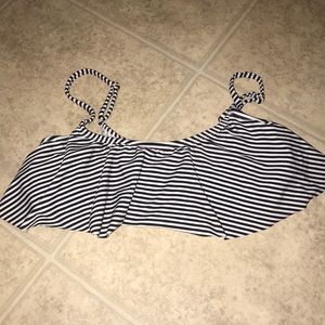 Ruffled bikini Top